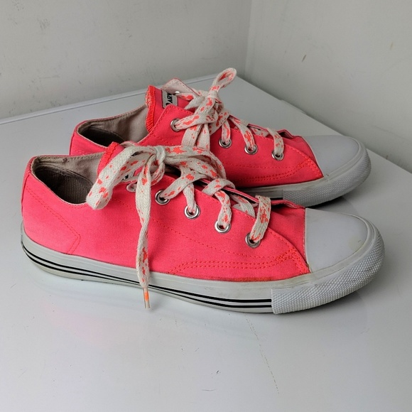 hot pink canvas shoes